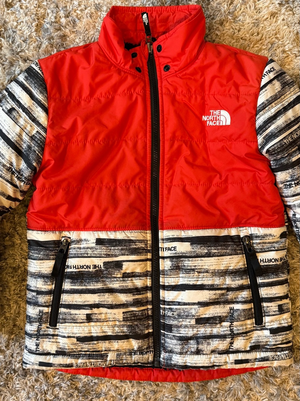 Boys The North Face Boys Winter Reversible Jacket. Size 7/8